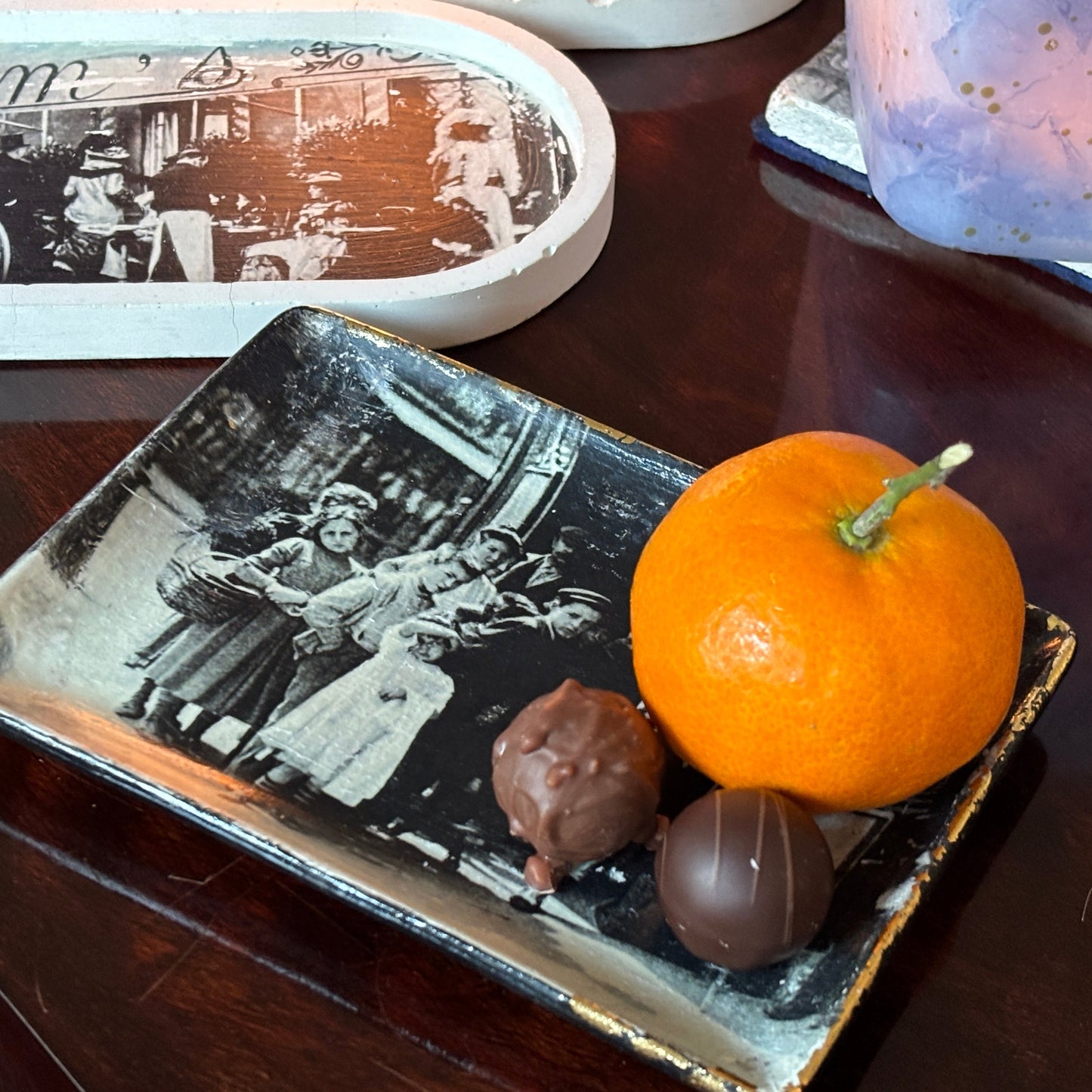Paris Scandal Rectangular Tray