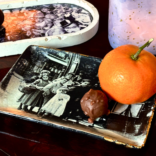 Paris Scandal Rectangular Tray